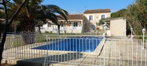 Belle villa entre la montagnette et les Alpilles