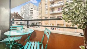 Appartements HOMEY WILD - Proche Gare et Tram - Proche centre - Balcon prive - Parking prive - Wifi gratuit : photos des chambres