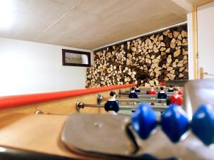 Chalets Chalet les bruyeres, baby foot, ping Pong et barbecue : photos des chambres