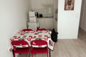 Appartements T2 ideal etudiant + pro + parking protege sous-sol : photos des chambres