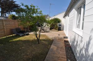 Petite maison cosy-9mn à pied gare, 5 mn plage !