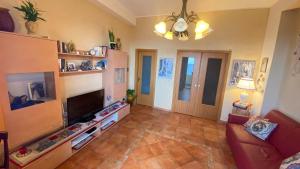 Nice Sicily Little family home