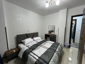 Cheap and Fancy apartment