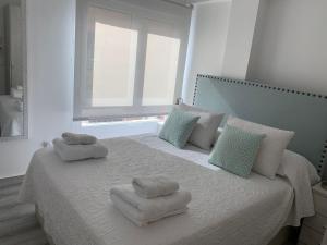 Almansa Shoping & balcony 3 Bedrooms City Center