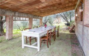 Lovely Apartment In Volterra With Wifi