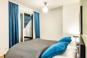 2-Bedroom Suite room in Jimmy's Apartments 3