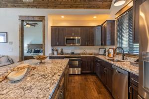 Sip Sip Hooray at Eagles Nest