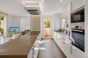 Alcazaba Lagoon apt by Costarentals - Ref M14