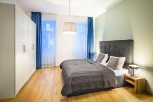 Jimmys Apartments Dandelion