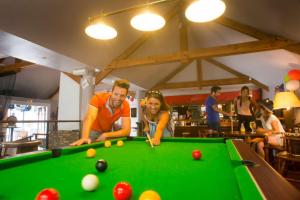 Campings Camping Officiel Siblu Domaine de Kerlann : photos des chambres