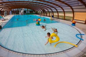 Campings Camping Officiel Siblu Domaine de Litteau : photos des chambres