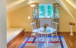 Beautiful Home In Hästveda With Kitchen