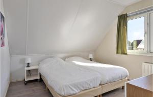 3 Bedroom Cozy Home In Vlagtwedde