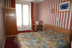 Hotels Sully Hotel : Chambre Triple