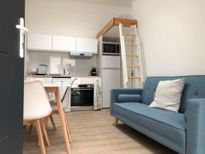 Appartements F2 equipe, 15mn de Paris, parking, climatisation : photos des chambres