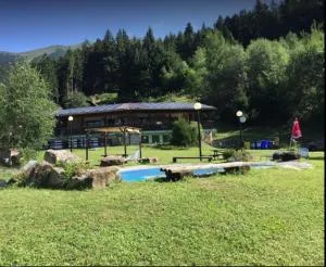 Camping & Chalet Pian della Regina - Berzo