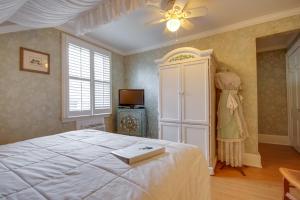 Canopy Room room in Inn on the Ocean