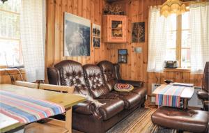 Nice Home In Stöllet With Kitchenette