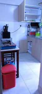 The Purple Gem Airbnb -South B- Oak South Apartments