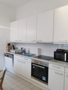 Central Mariahilfer Apartment 4 min to the city shopping center and Schönbrunn Palace