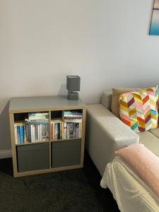 Spacious one bedroom flat, entire property.