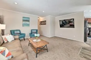 Family Home in Rapid City about 4 Mi to Torch Lake! - 卡尔卡斯卡