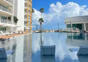 Peninsula Island Resort & Spa - Beachfront Property at South Padre Island - Matamoros