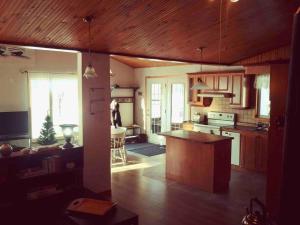 Le Chalet Bleu, aux pieds des Monts-Valin