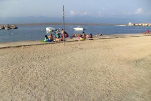 Apartments with parking space Vir - 20233