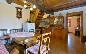 Cozy Home In Mala Ludina With Kitchen
