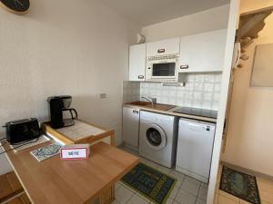 Appartement 2 pièces en bord de mer avec piscine - Sète - FR-1-338-447