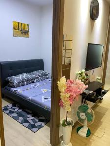 OneTiago Staycation - Spring Residences Paranaque