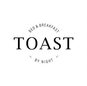 Toast by night