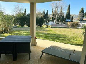 Appartement 301 avec deux chambres - LES SUITES DE ROBINSON - Résidence avec piscine en bord de Siagne, à Mandelieu-La-Napoule
