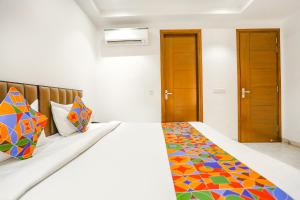 FabExpress Aerosky Deluxe - Nr Yashobhoomi Convention Centre