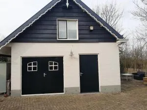 Studio 88 Bed by the Sea - 阿赫特克克