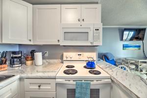 Oceanfront North Topsail Beach Rental with Deck