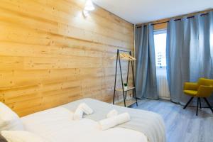 Alpin Mimosa 5 min vieille ville