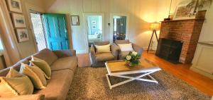 Old Schoolmasters Cottage on the Barrington River