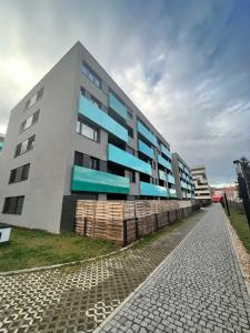 White Pearl Studio with parking in Holešovice