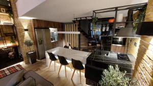 The Athens Loft with private gym and billiards