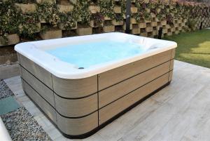 Appartamento Fiordaliso Bellagio Wild Flowers - HOT TUB