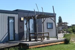 Lodges Camping Les Bois Flottes : photos des chambres