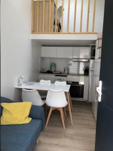 Duplex neuf, 15mn de Paris, parking, climatisation