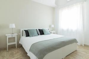 Italianflat - Via Adami, 3 Bedroom Flat, FREE PARKING