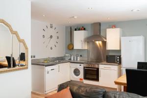 Sidemersey Livings -2BR Central, step-free, ground floor, nearby parking