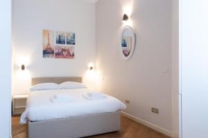 Porta Venezia Elegant Penthouse with Terrace