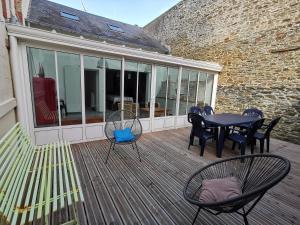 Maisons de vacances Villa Jeanne Marie : Maison 5 Chambres