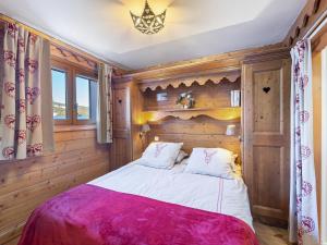 Appartement 4 pers proche pistes Méribel avec piscine - FR-1-566-53