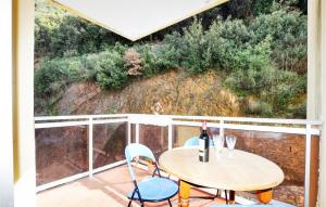 Appartements Awesome apartment in Amelie Les Bains Palal with 1 Bedrooms : photos des chambres